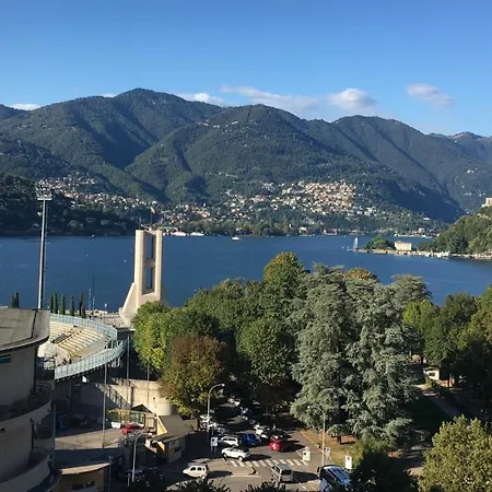 Como Holiday Home *